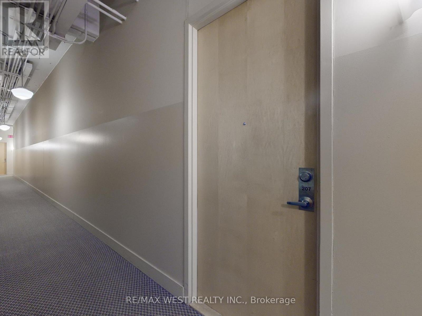 207 - 410 King Street W, Kitchener, Ontario  N2G 1C3 - Photo 3 - X12952314