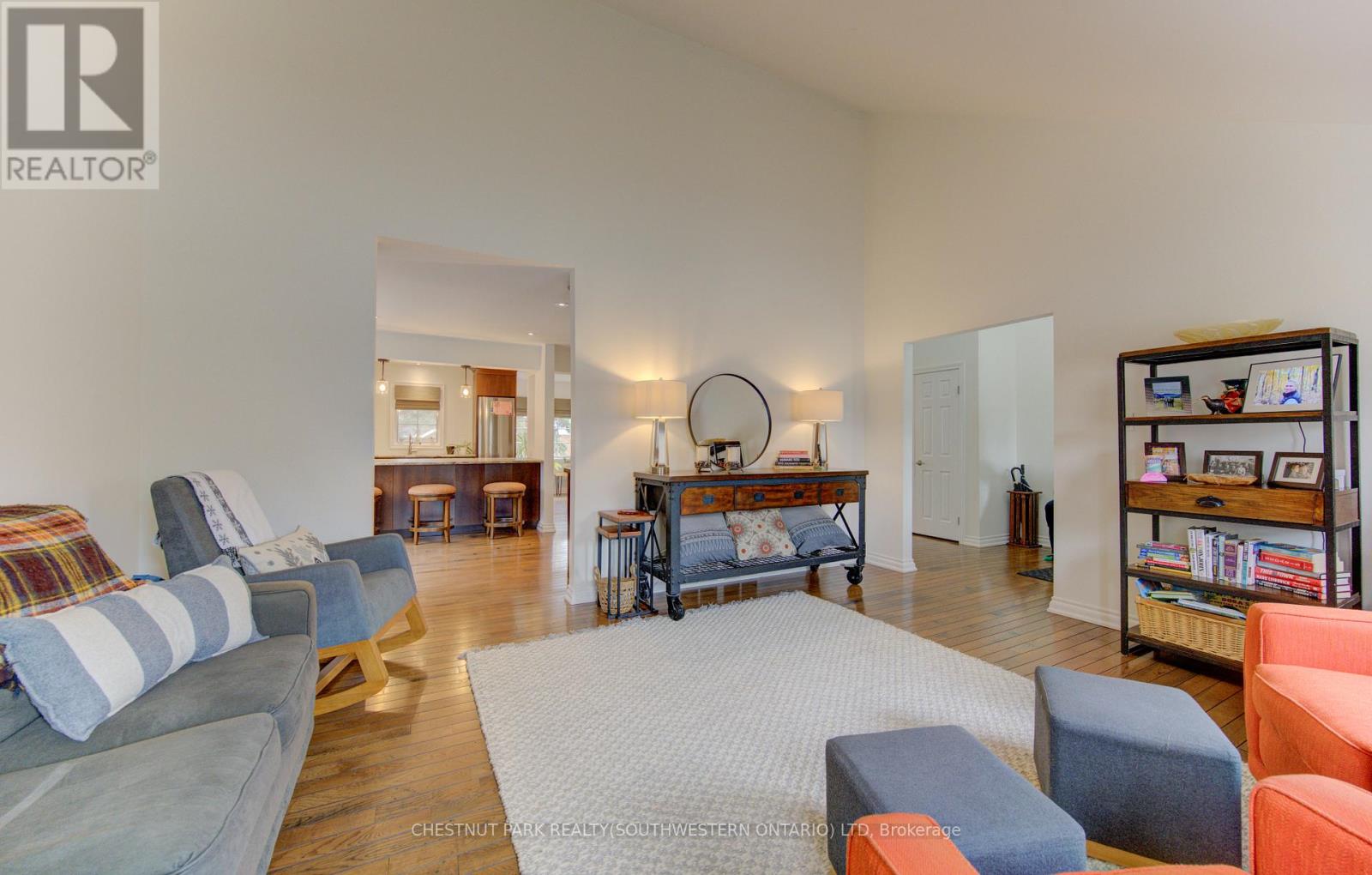 9 - 306 Roxton Drive, Waterloo, Ontario  N2T 1R6 - Photo 4 - X12952346