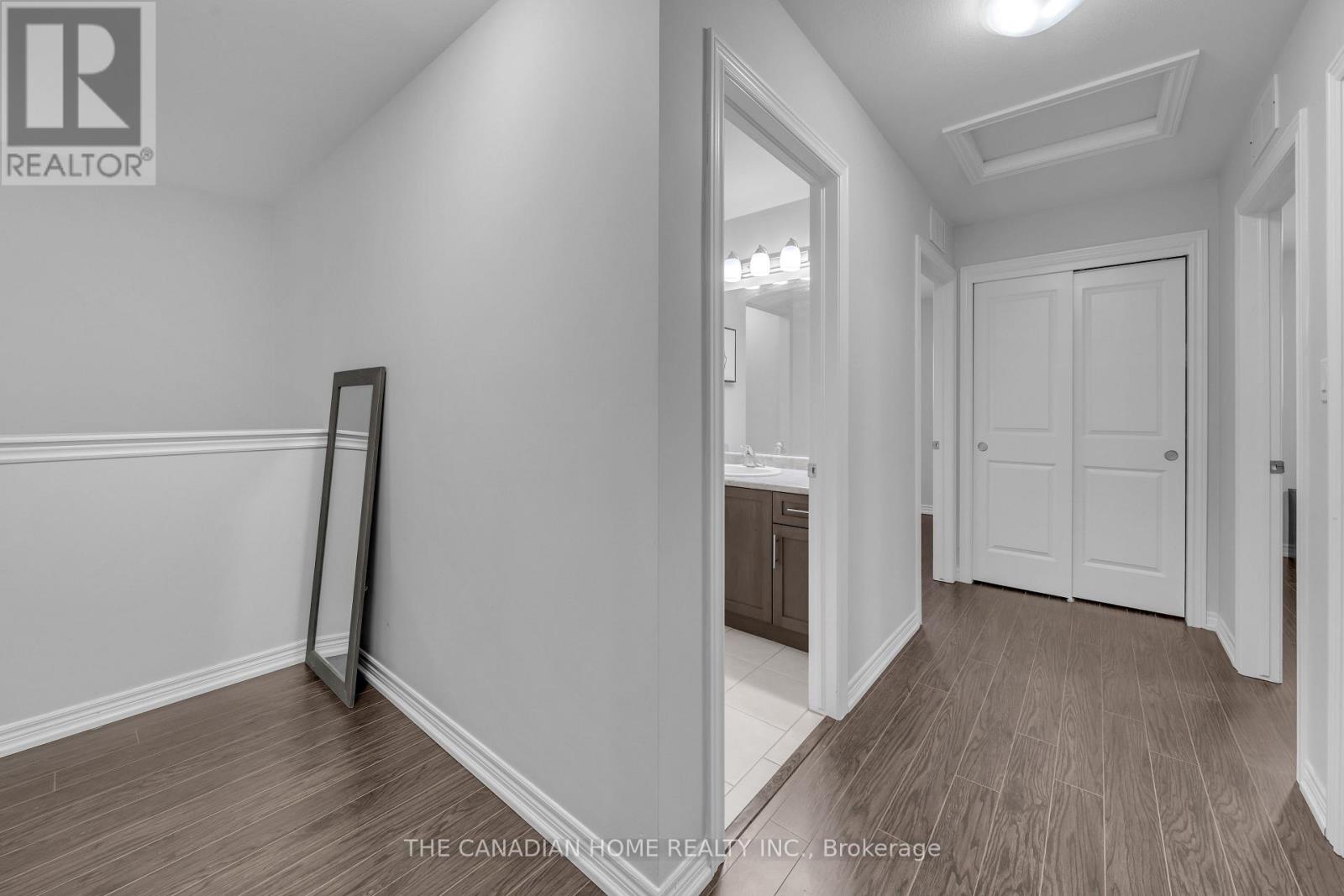 83 Monarch Street, Welland, Ontario  L3C 0E6 - Photo 11 - X12952352