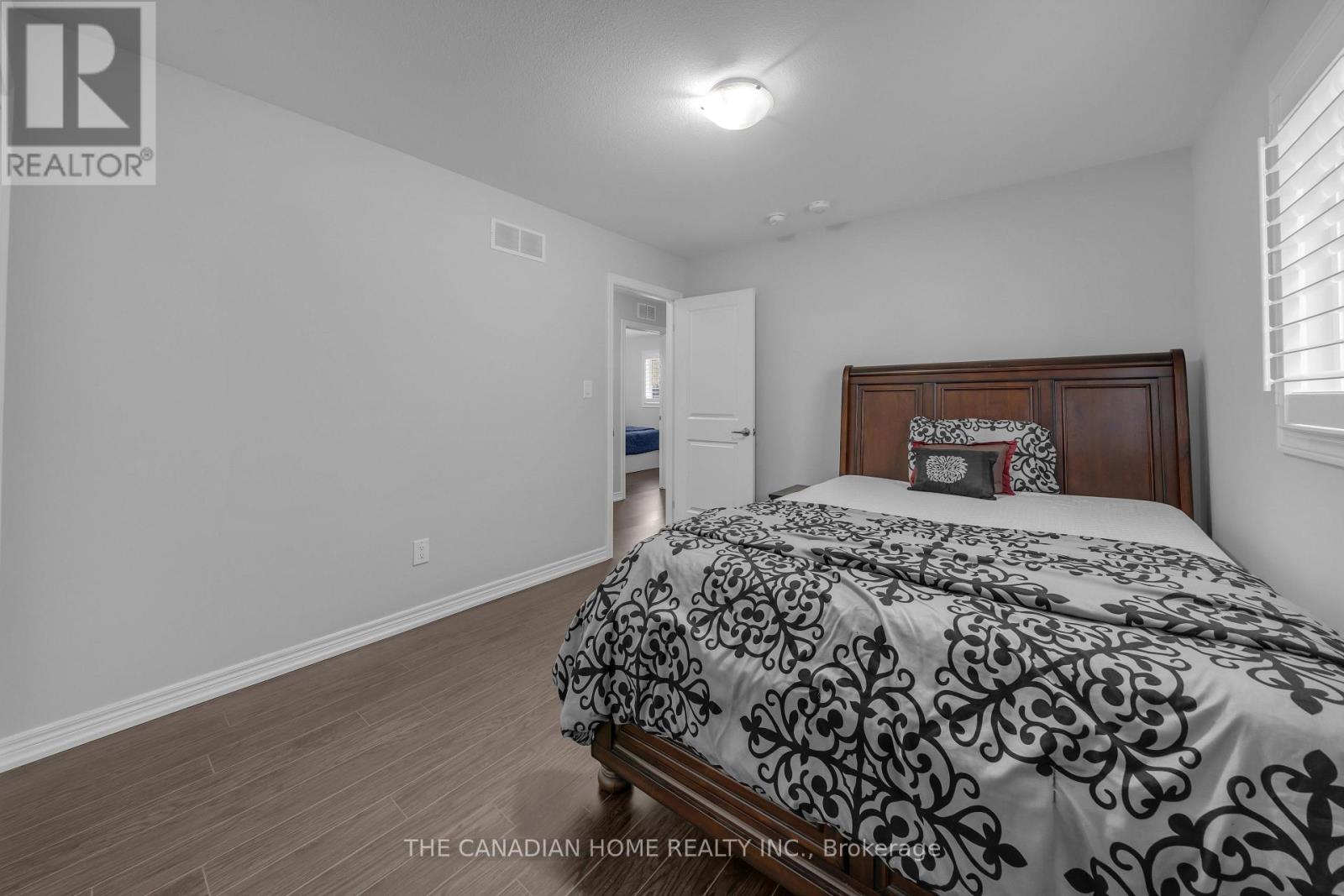 83 Monarch Street, Welland, Ontario  L3C 0E6 - Photo 16 - X12952352