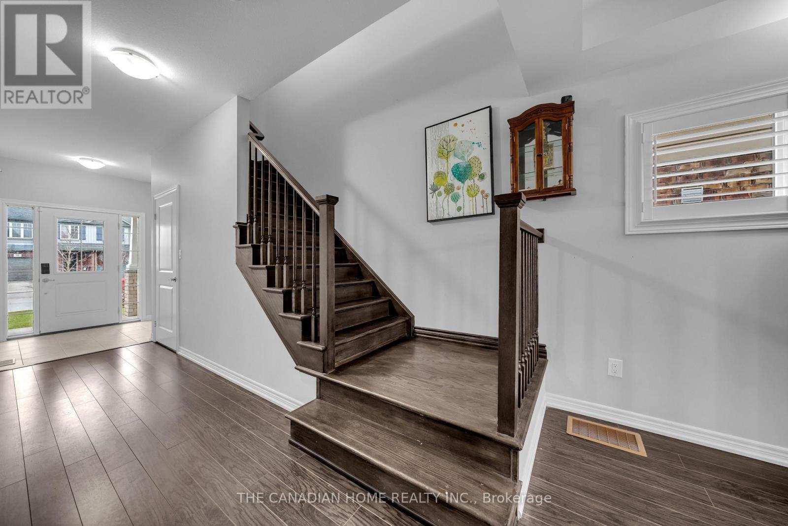 83 Monarch Street, Welland, Ontario  L3C 0E6 - Photo 31 - X12952352