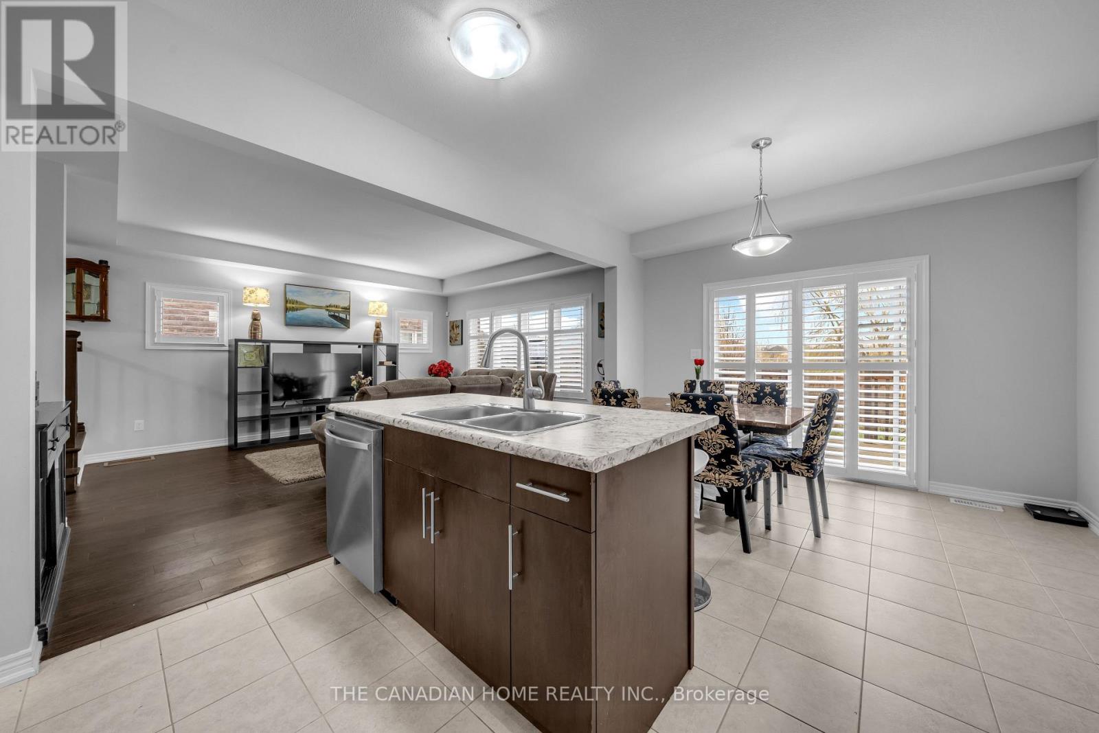 83 Monarch Street, Welland, Ontario  L3C 0E6 - Photo 38 - X12952352