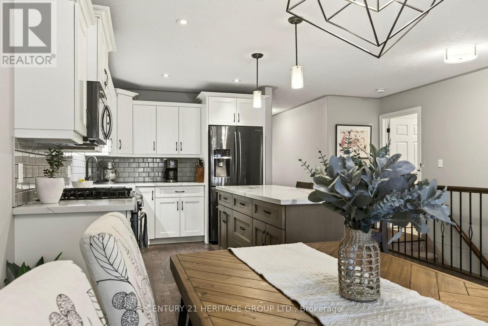 67 Macneil Court, Haldimand, Ontario  N0A 1H0 - Photo 13 - X12952390