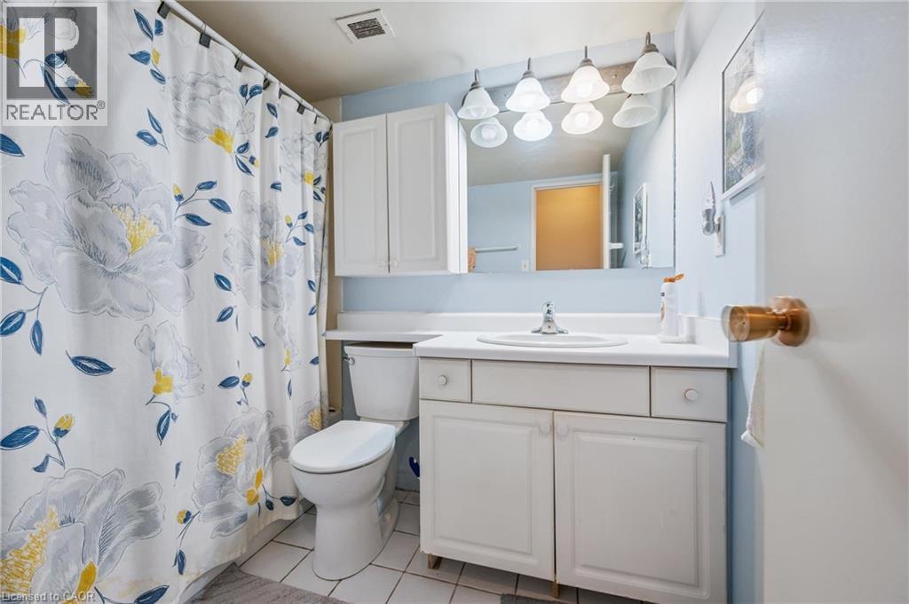 225 Harvard Place Unit# 1510, Waterloo, Ontario  N2J 4H4 - Photo 20 - 40803777