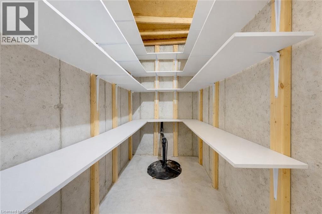 183 Bush Clover Crescent, Kitchener, Ontario  N2E 3P7 - Photo 38 - 40813889