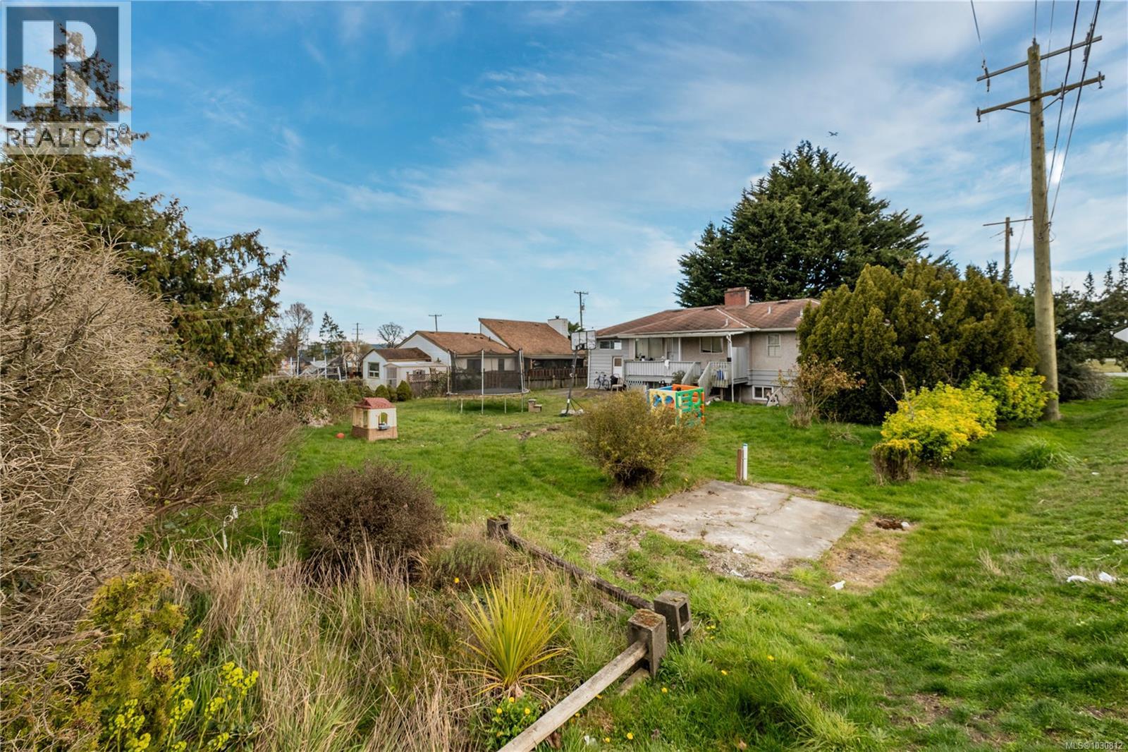 2090 Beacon Ave W, Sidney, British Columbia  V8L 1W7 - Photo 12 - 1030812