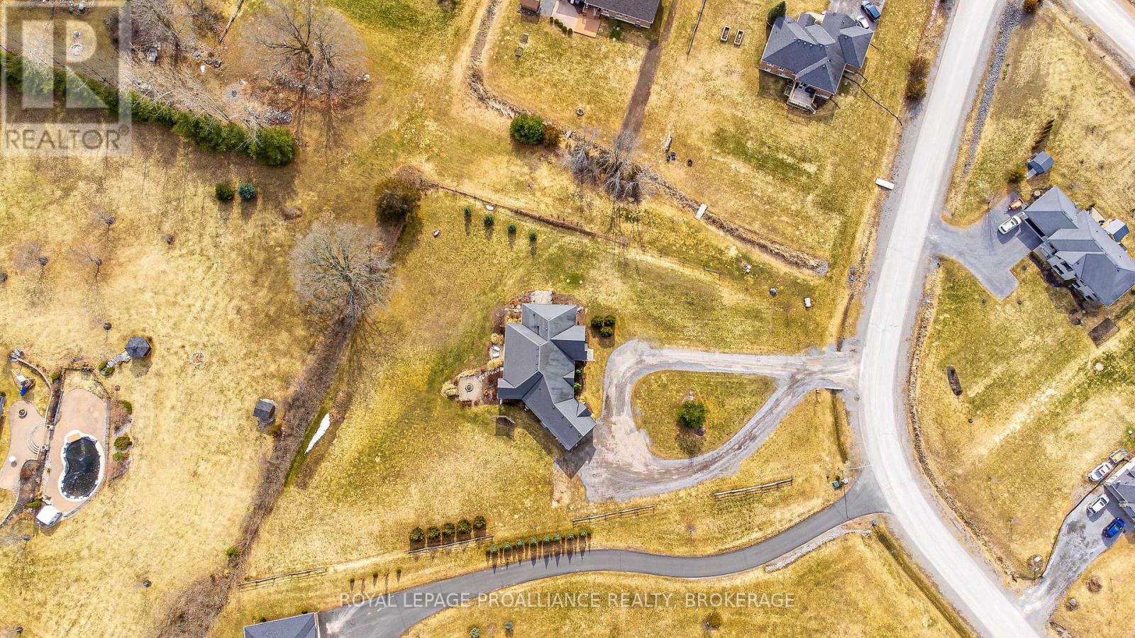 89 Gentlebreeze Drive, Belleville, Ontario  K0K 2V0 - Photo 46 - X12952432