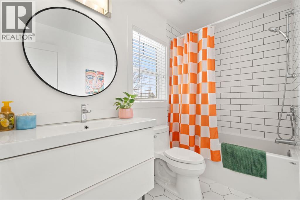 32 Chapalina Common Se, Calgary, Alberta  T2X 3X3 - Photo 34 - A2297338