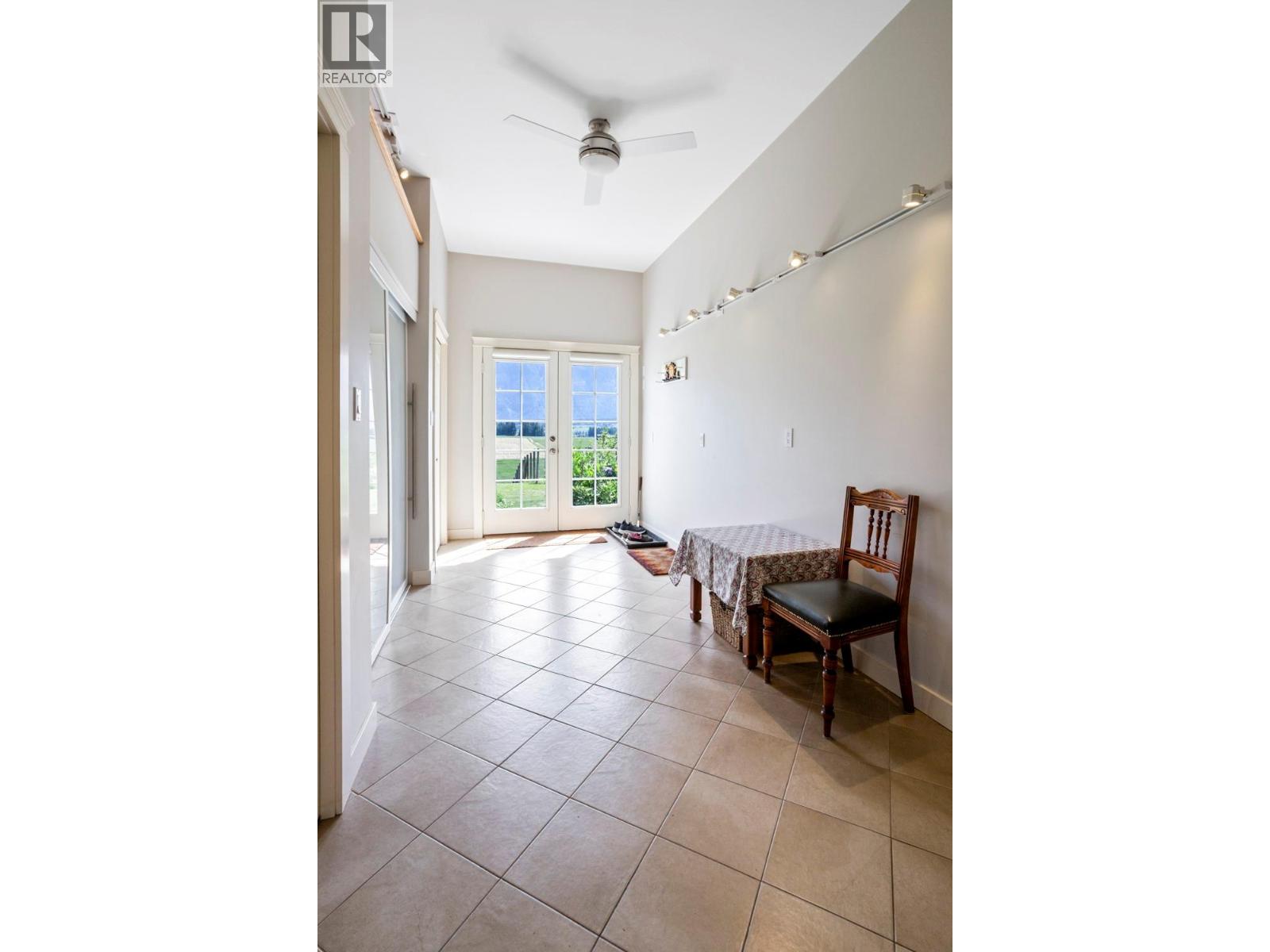 2110 30th Street, Lister, British Columbia  V0B 1G2 - Photo 21 - 10381787