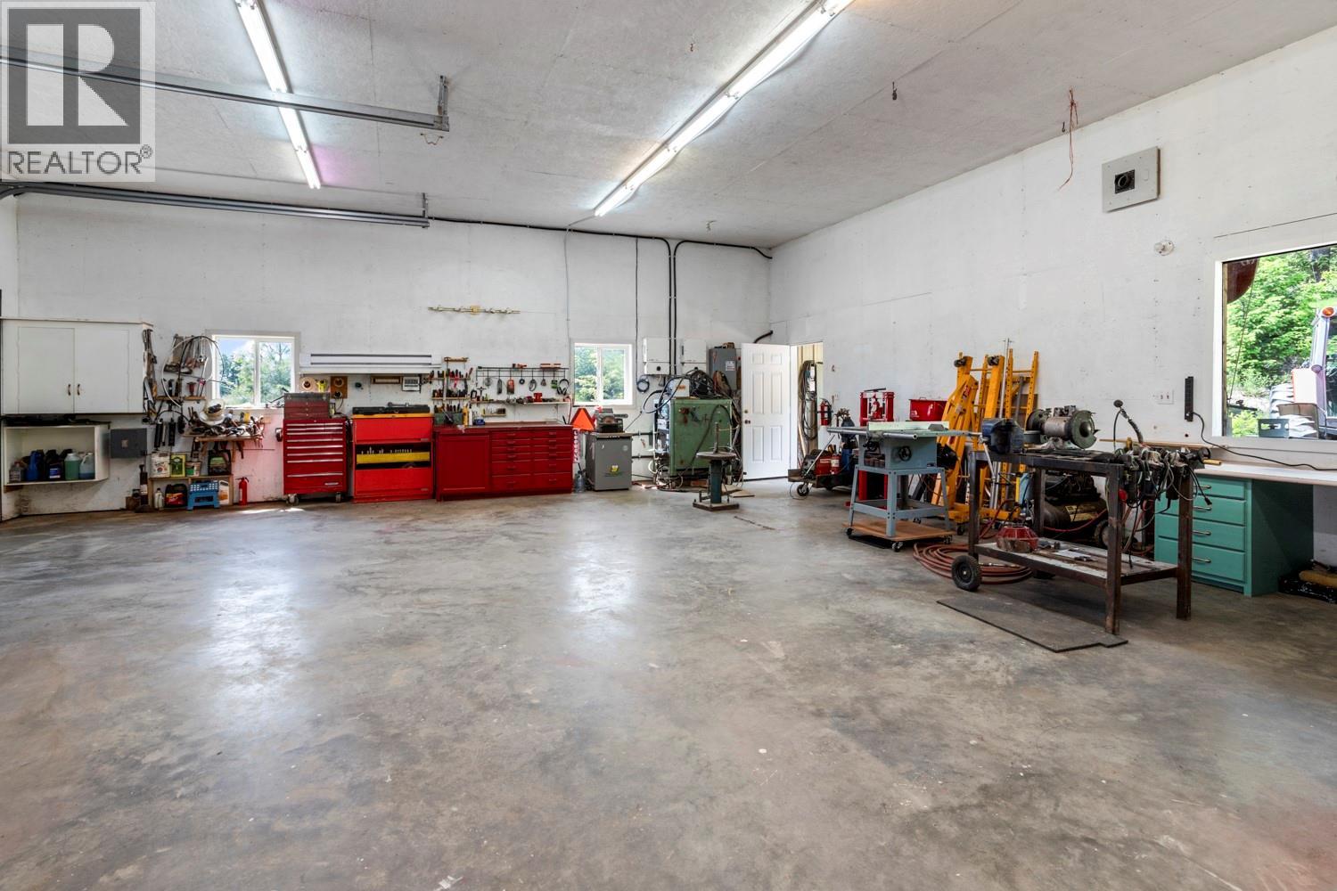 2110 30th Street, Lister, British Columbia  V0B 1G2 - Photo 23 - 10381787