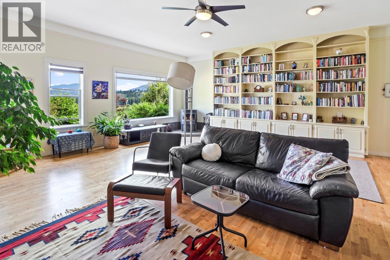 2110 30th Street, Lister, British Columbia  V0B 1G2 - Photo 9 - 10381787