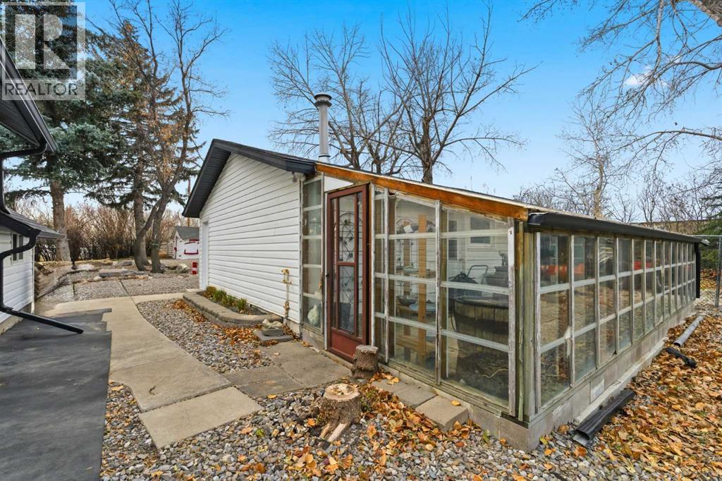 12040 338 Avenue E, Rural Foothills County, Alberta  T1s 1a2 - Photo 39 - A2295648