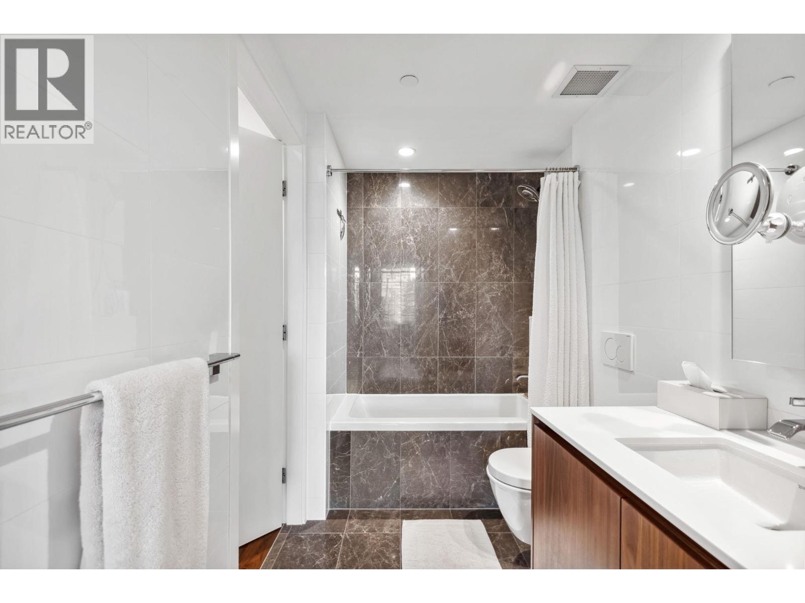 405 389 W 59th Avenue, Vancouver, British Columbia  V5X 0J4 - Photo 14 - R3087870