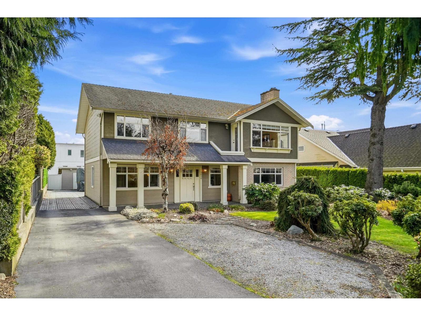 1434 Bishop Road, White Rock, British Columbia  V4B 3K5 - Photo 2 - R3105677