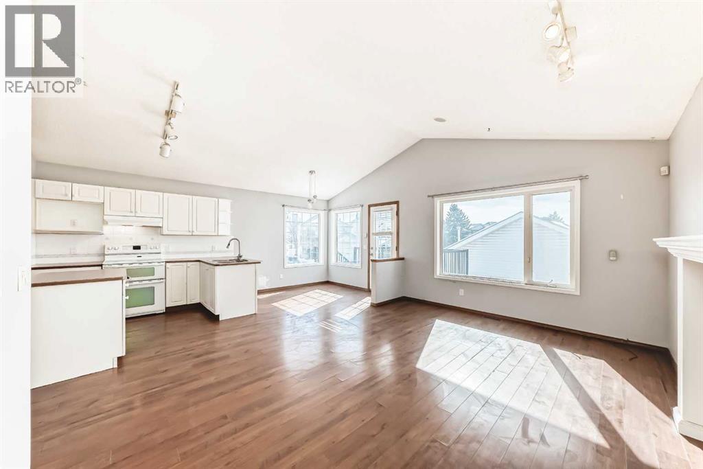 7109 Laguna Way Ne, Calgary, Alberta  T1Y 7A7 - Photo 18 - A2298295