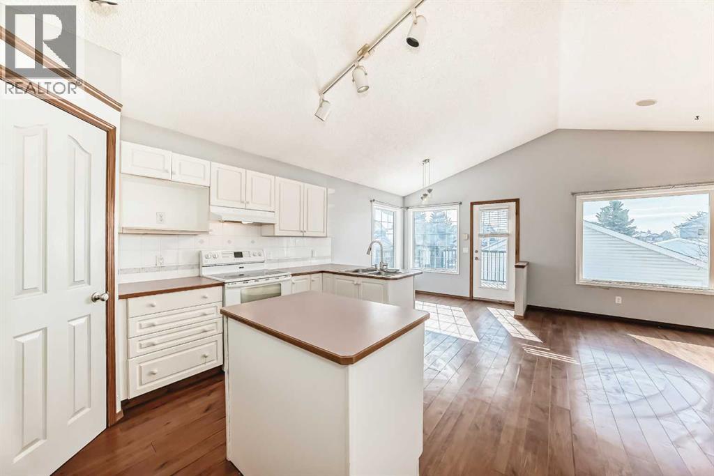 7109 Laguna Way Ne, Calgary, Alberta  T1Y 7A7 - Photo 8 - A2298295