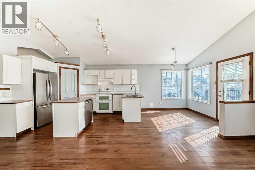 7109 Laguna Way Ne, Calgary, Alberta  T1Y 7A7 - Photo 11 - A2298295