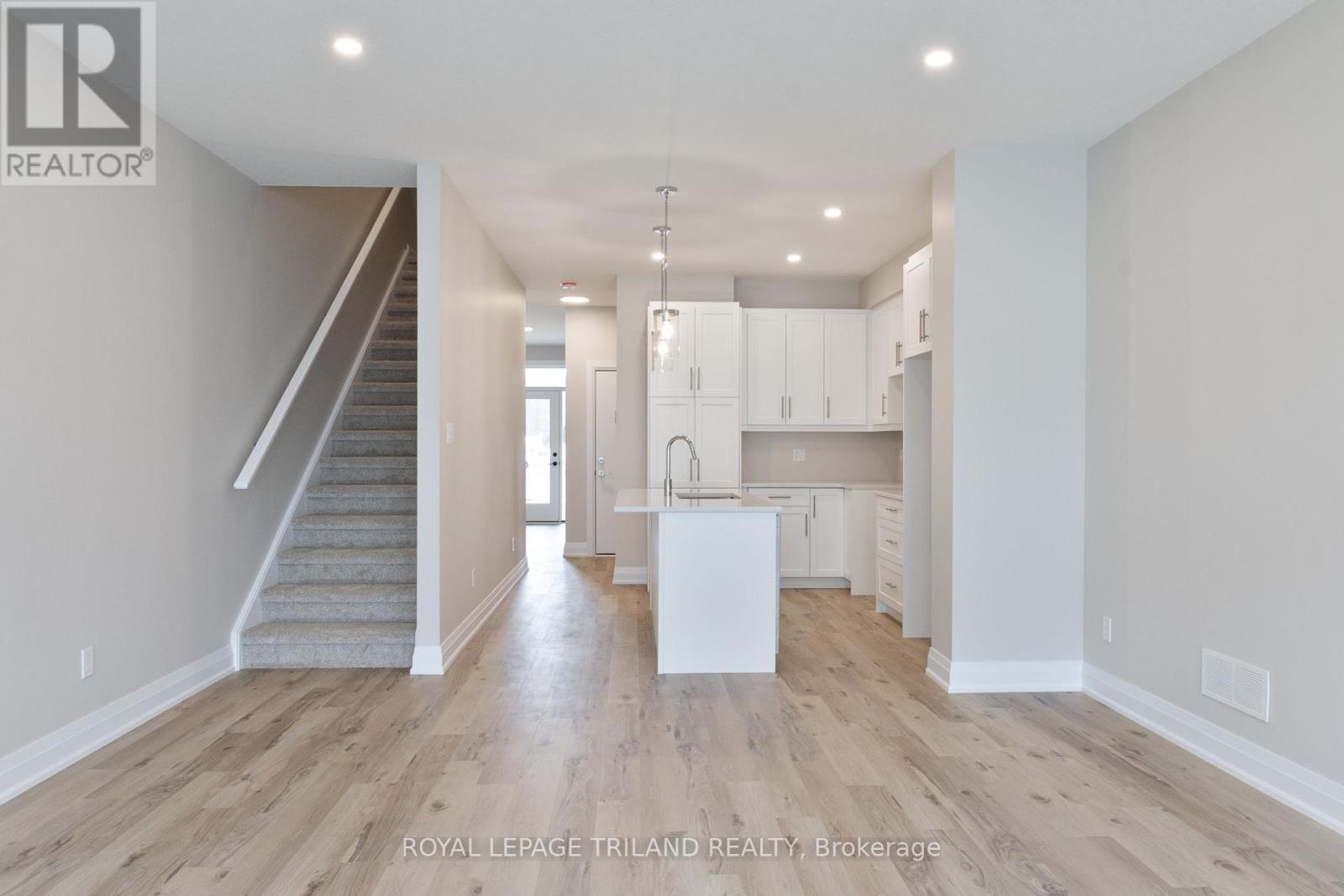 784 Banyan Lane, London North, Ontario  N6G 0A6 - Photo 12 - X12952528