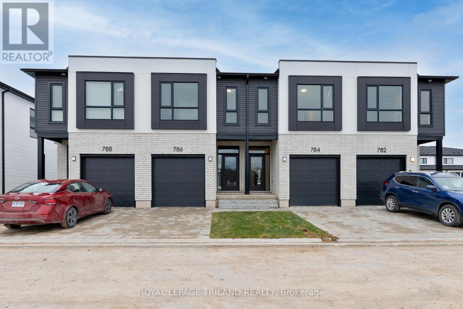 784 Banyan Lane, London North, Ontario  N6G 0A6 - Photo 2 - X12952528