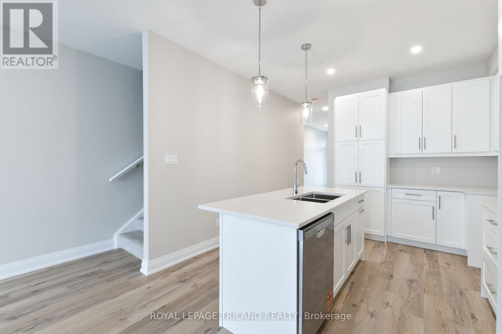 786 Banyan Lane, London North, Ontario  N6G 0A6 - Photo 7 - X12952532