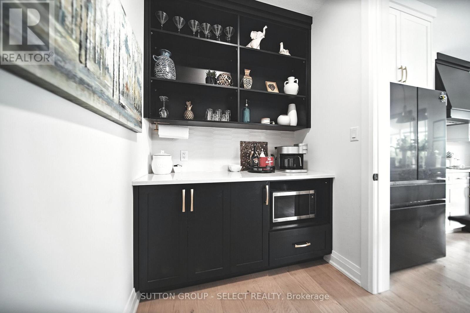 1894 Fountain Grass Drive, London South, Ontario  N6K 4P9 - Photo 15 - X12952576