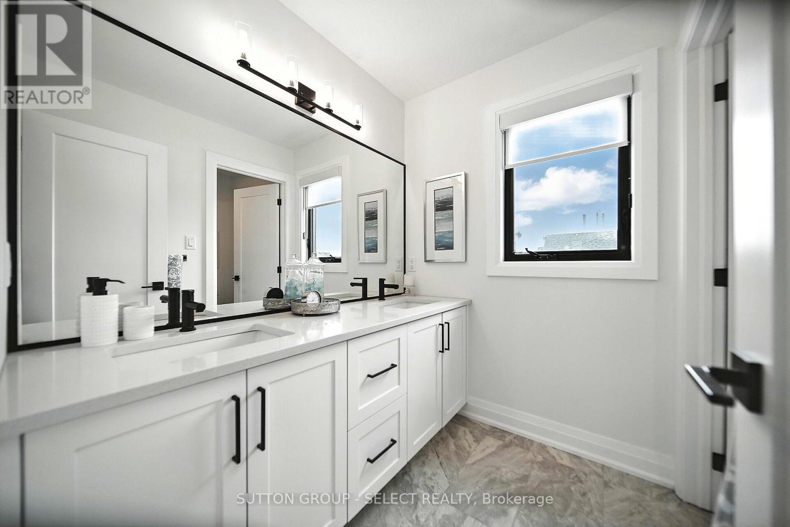 1894 Fountain Grass Drive, London South, Ontario  N6K 4P9 - Photo 25 - X12952576