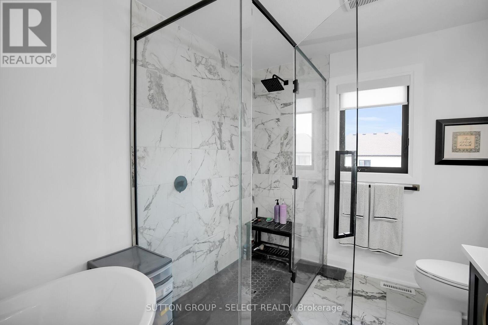 1894 Fountain Grass Drive, London South, Ontario  N6K 4P9 - Photo 31 - X12952576