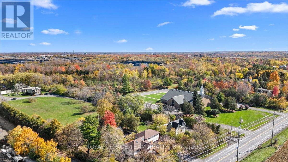 5410 Old Richmond Road, Ottawa, Ontario  K2R 1G7 - Photo 39 - X12952622