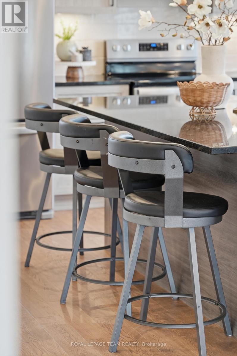 757 Meadowridge Circle, Ottawa, Ontario  K0A 1L0 - Photo 11 - X12952686