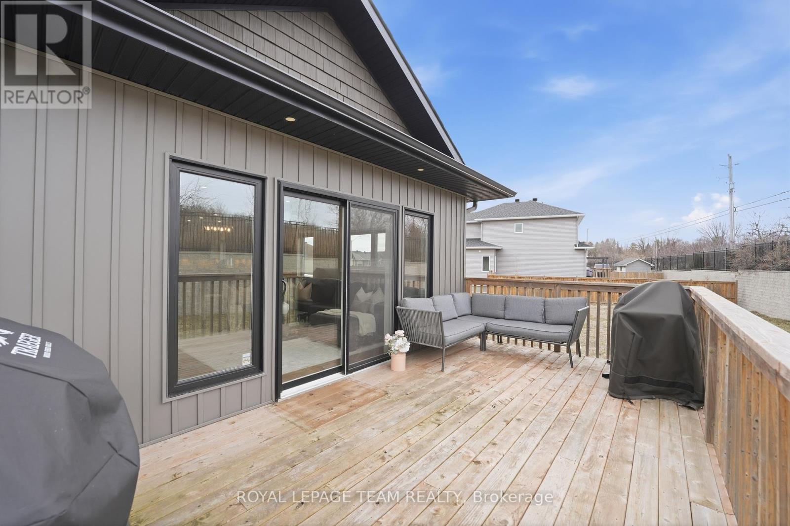 757 Meadowridge Circle, Ottawa, Ontario  K0A 1L0 - Photo 47 - X12952686