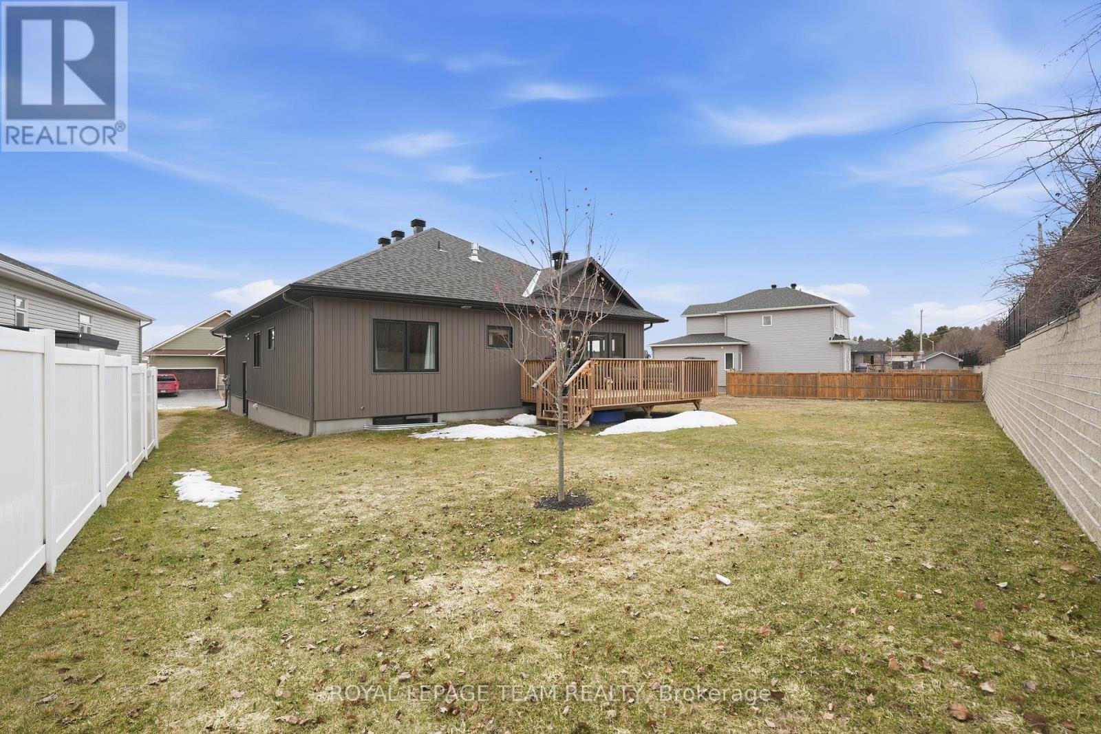 757 Meadowridge Circle, Ottawa, Ontario  K0A 1L0 - Photo 49 - X12952686