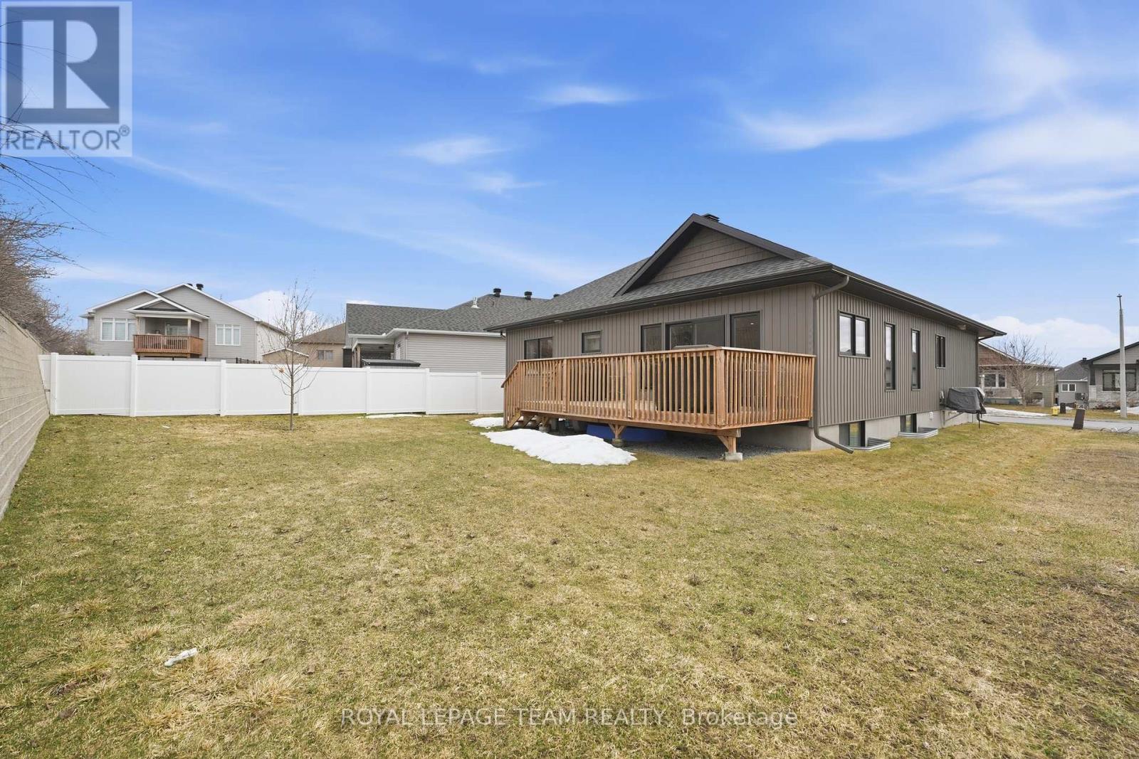 757 Meadowridge Circle, Ottawa, Ontario  K0A 1L0 - Photo 50 - X12952686