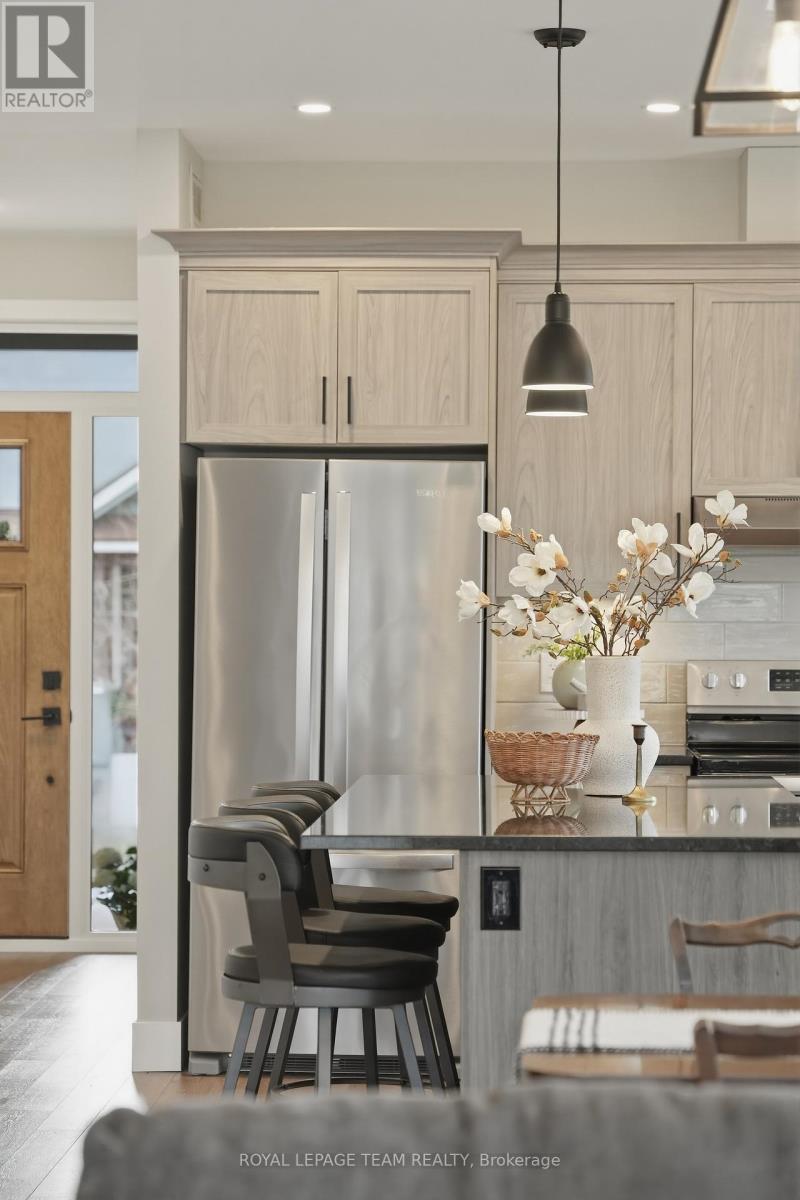 757 Meadowridge Circle, Ottawa, Ontario  K0A 1L0 - Photo 6 - X12952686