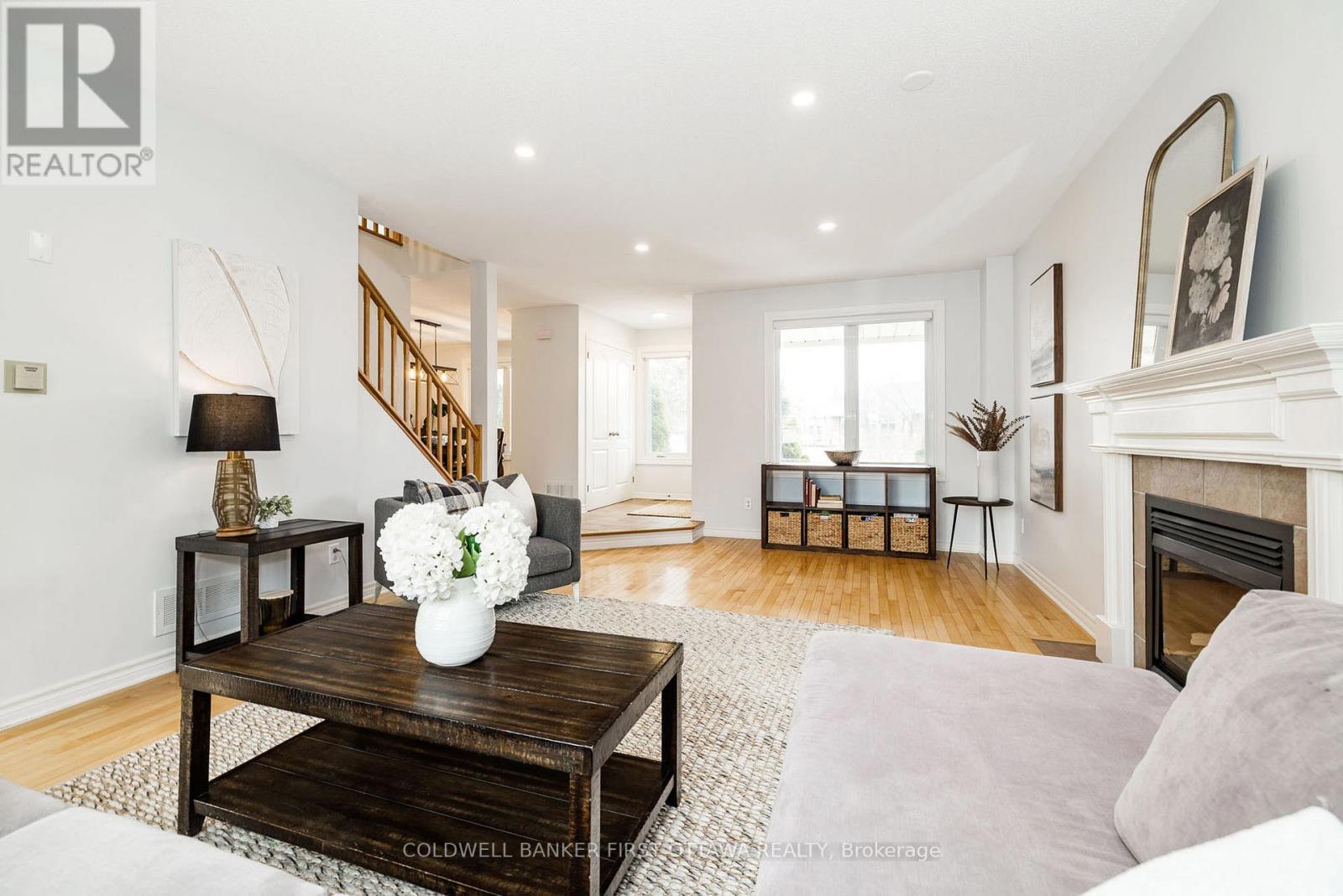 38 Hobin Street, Ottawa, Ontario  K2S 1G8 - Photo 11 - X12952704