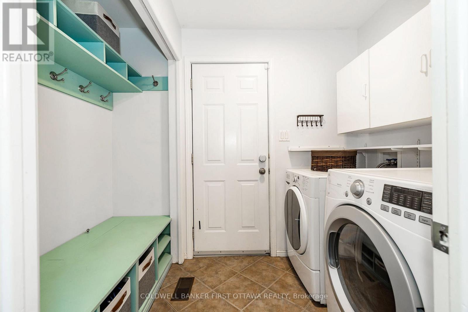 38 Hobin Street, Ottawa, Ontario  K2S 1G8 - Photo 17 - X12952704