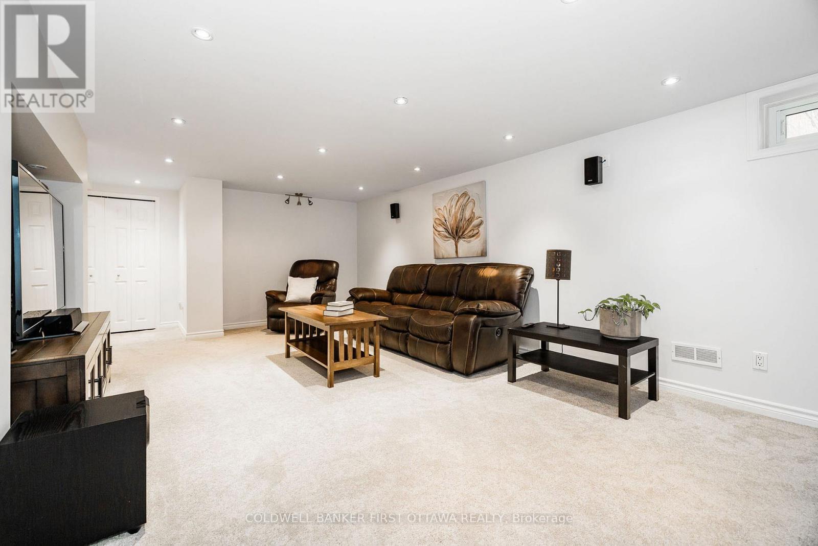 38 Hobin Street, Ottawa, Ontario  K2S 1G8 - Photo 31 - X12952704