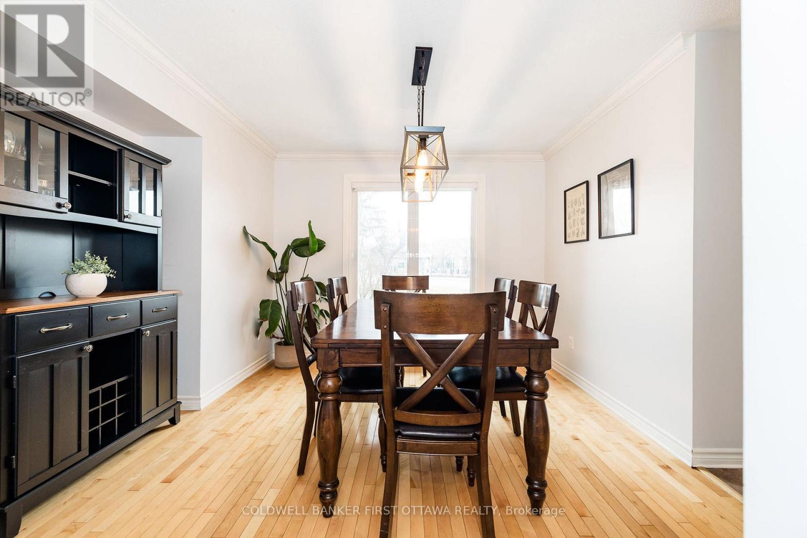 38 Hobin Street, Ottawa, Ontario  K2S 1G8 - Photo 8 - X12952704