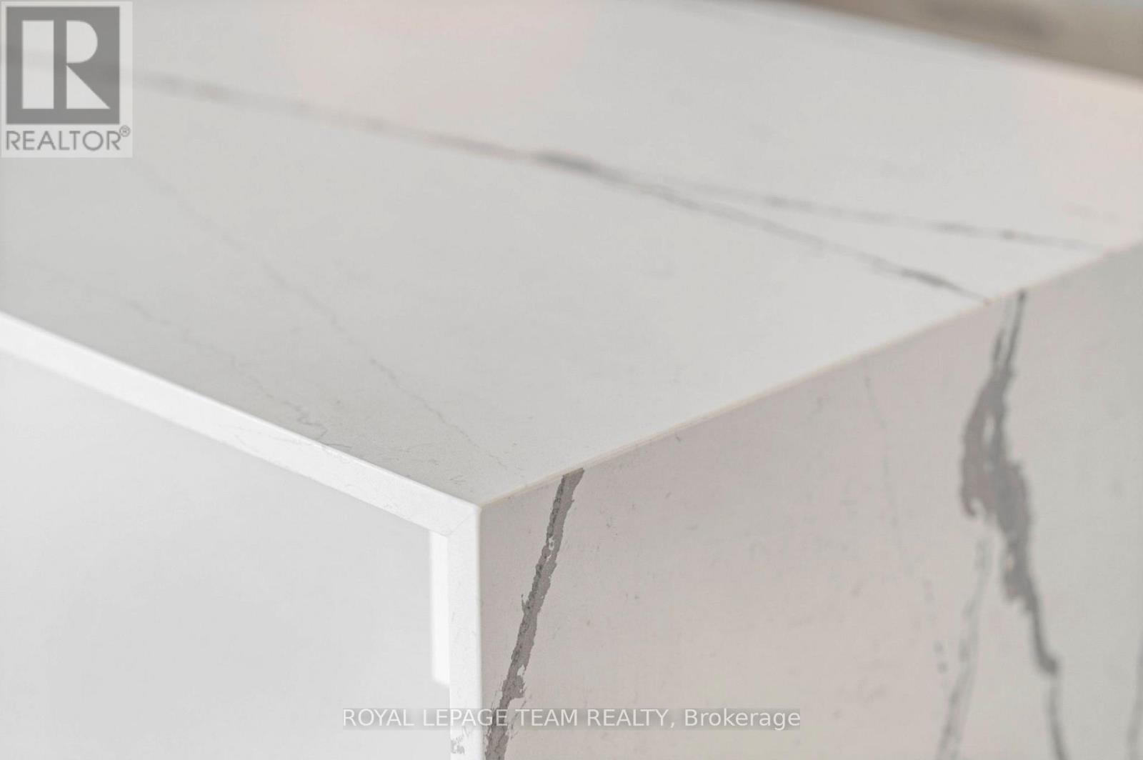 507 - 398 Roosevelt Avenue, Ottawa, Ontario  K2A 1Z3 - Photo 10 - X12952726