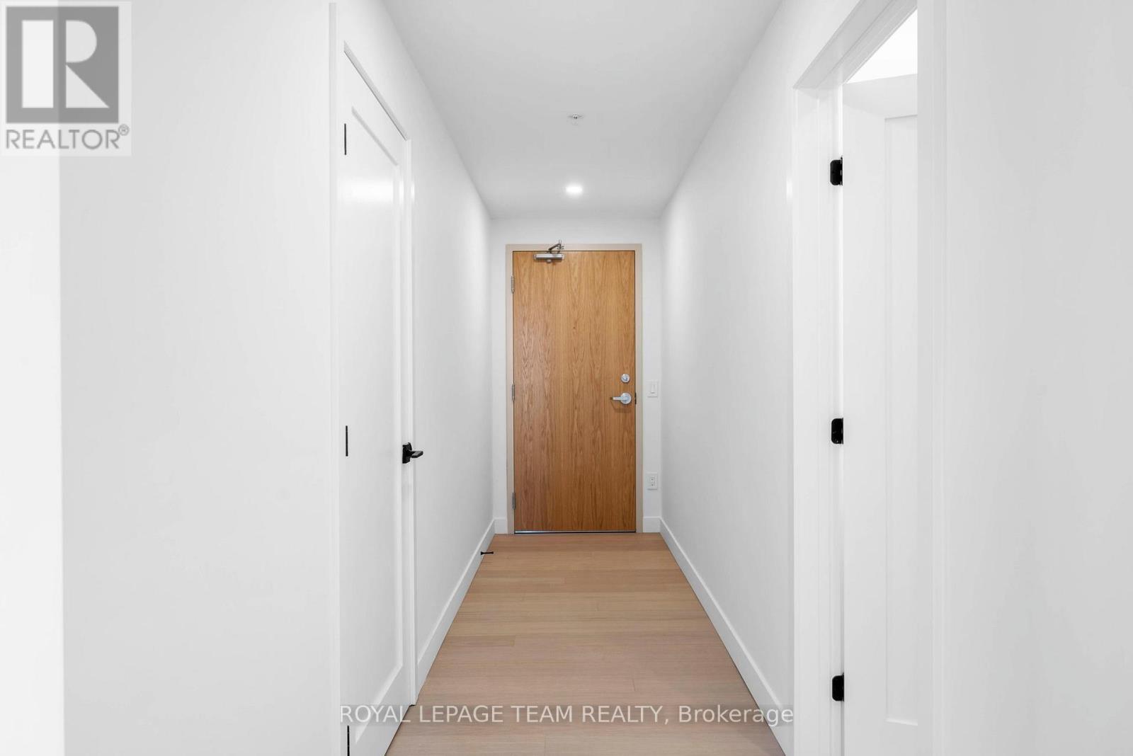 507 - 398 Roosevelt Avenue, Ottawa, Ontario  K2A 1Z3 - Photo 3 - X12952726