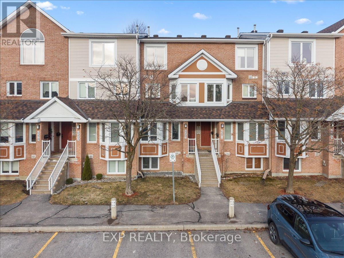 6287 Tealwood Place, Ottawa, Ontario  K1C 7J9 - Photo 2 - X12952782