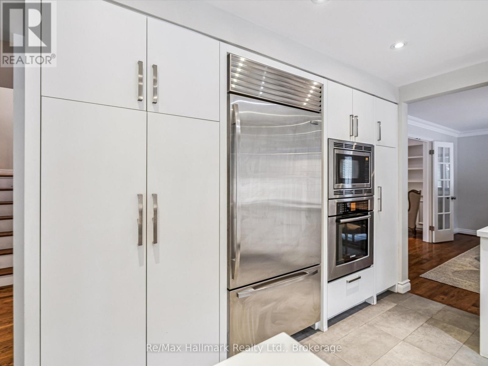 1188 Carey Road, Oakville, Ontario  L6J 2E4 - Photo 12 - W12952540