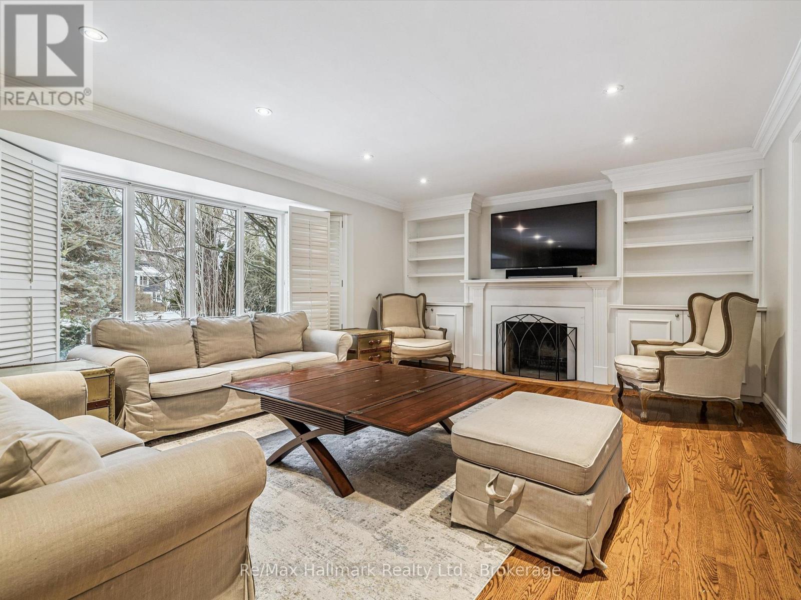 1188 Carey Road, Oakville, Ontario  L6J 2E4 - Photo 4 - W12952540