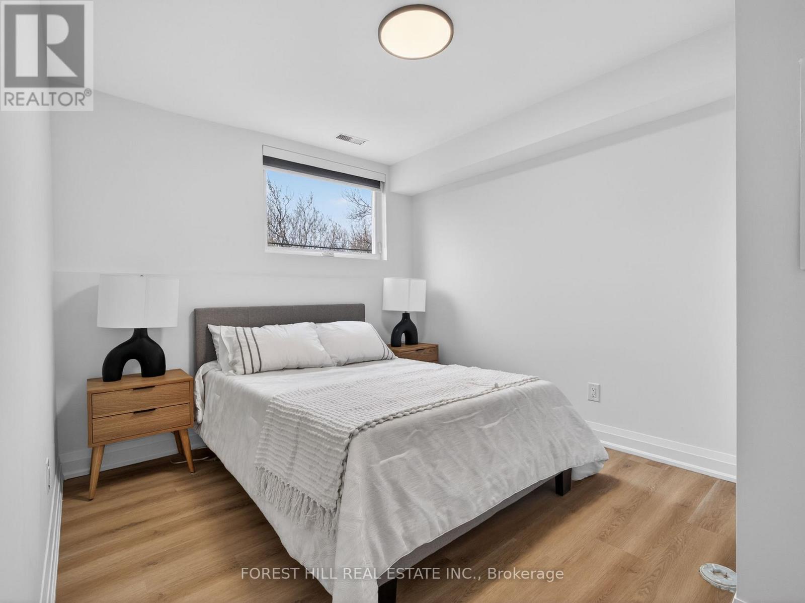 D - 5 Hopperton Drive, Toronto, Ontario  M2L 2S5 - Photo 33 - C12932324