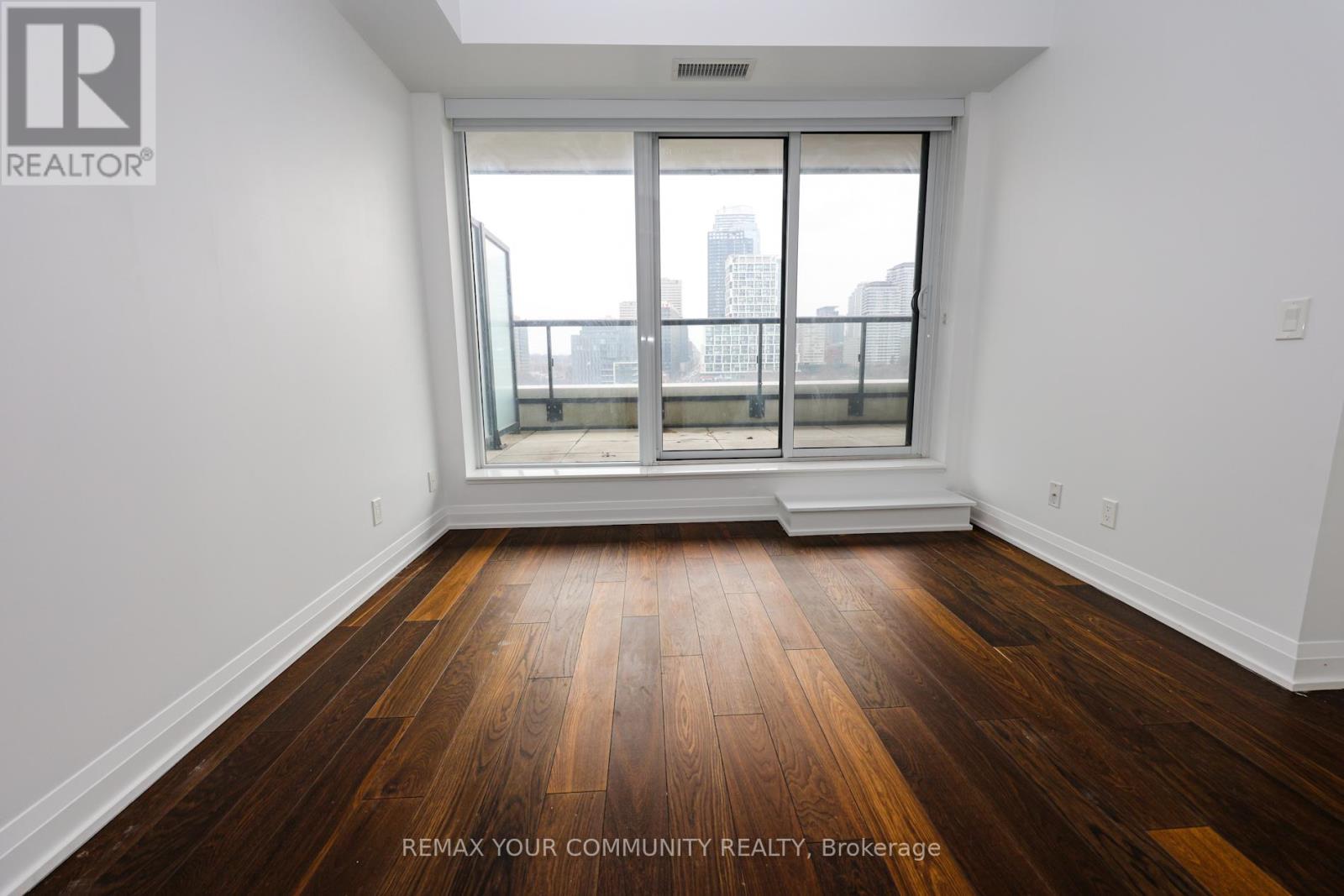 718 - 1 Belsize Drive, Toronto, Ontario  M4S 0B9 - Photo 9 - C12950996