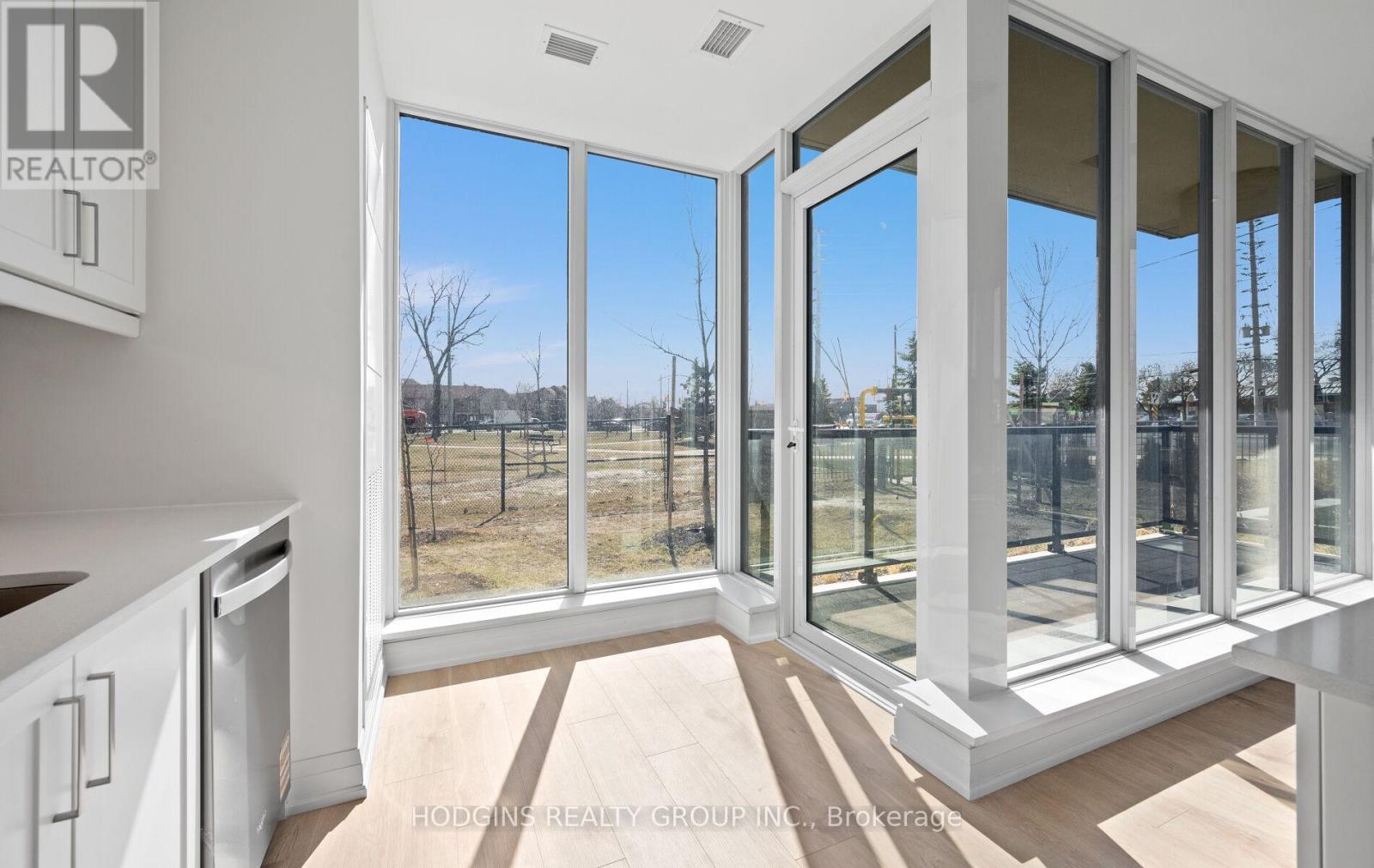 106 - 1035 Southdown Road, Mississauga, Ontario  L5J 0A2 - Photo 15 - W12931076