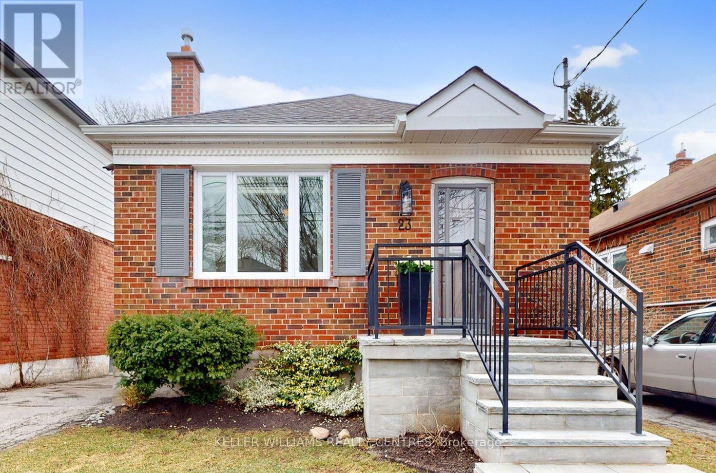 23 THIRTEENTH STREET, Toronto, Ontario