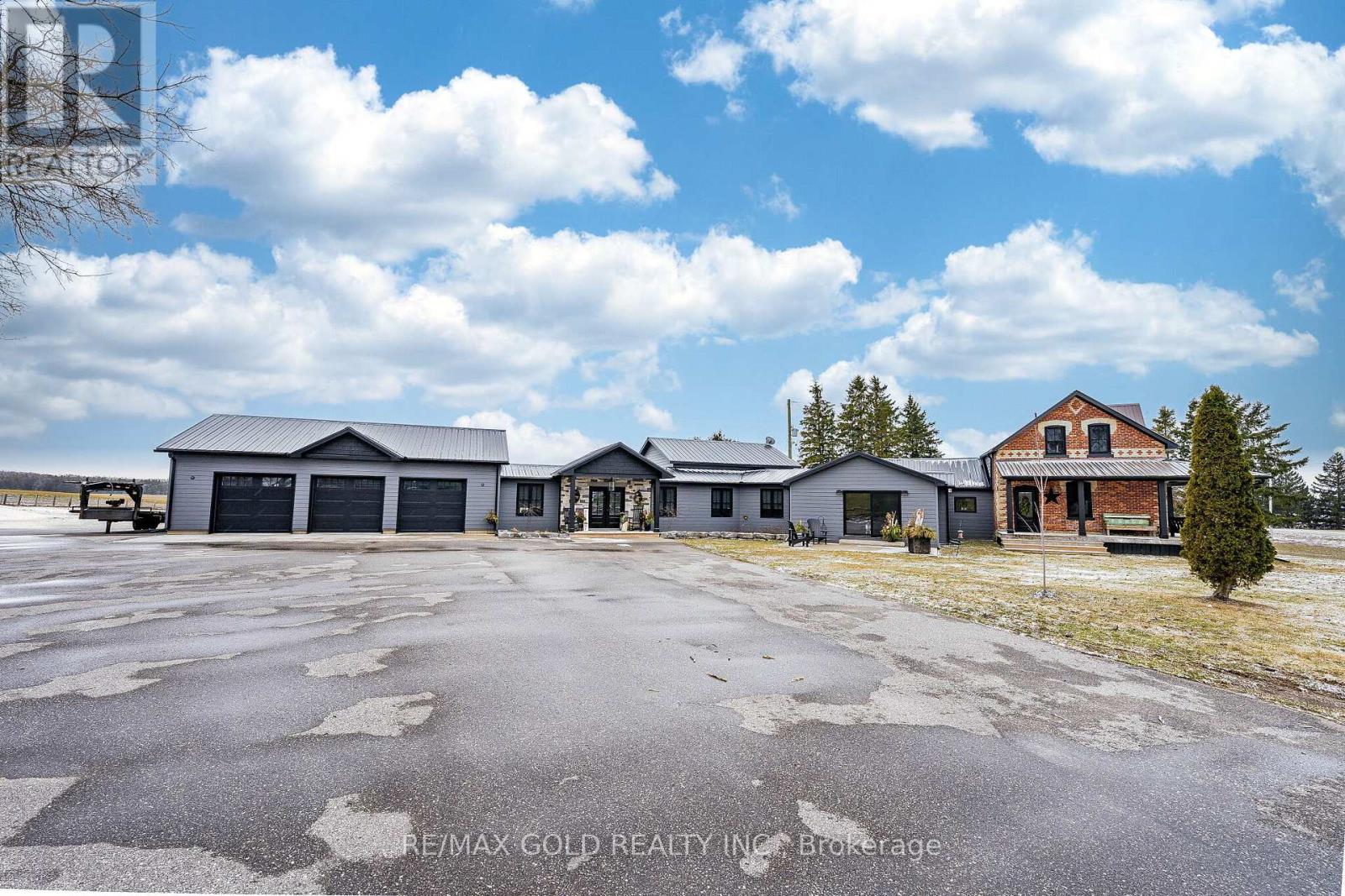 408082 Grey4 Road, Grey Highlands, Ontario  N0C 1J0 - Photo 3 - X12951028