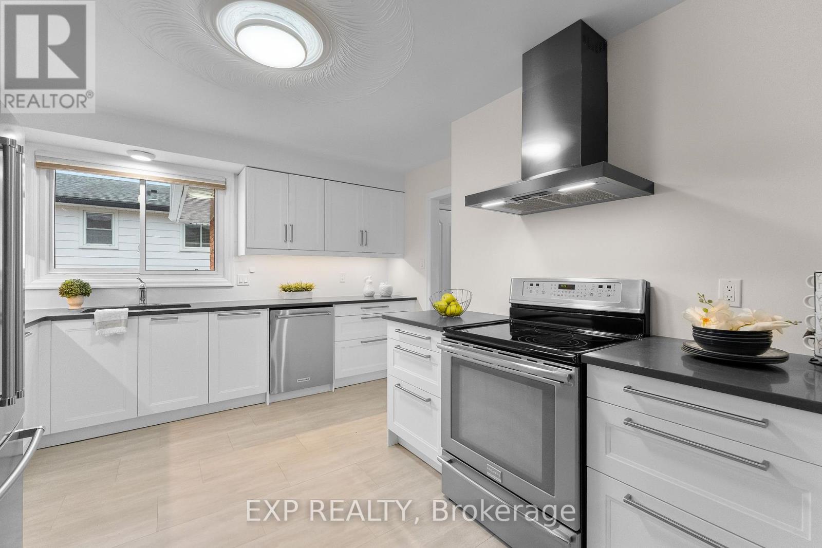 7260 Casey Street, Niagara Falls, Ontario  L2J 3R3 - Photo 17 - X12952438