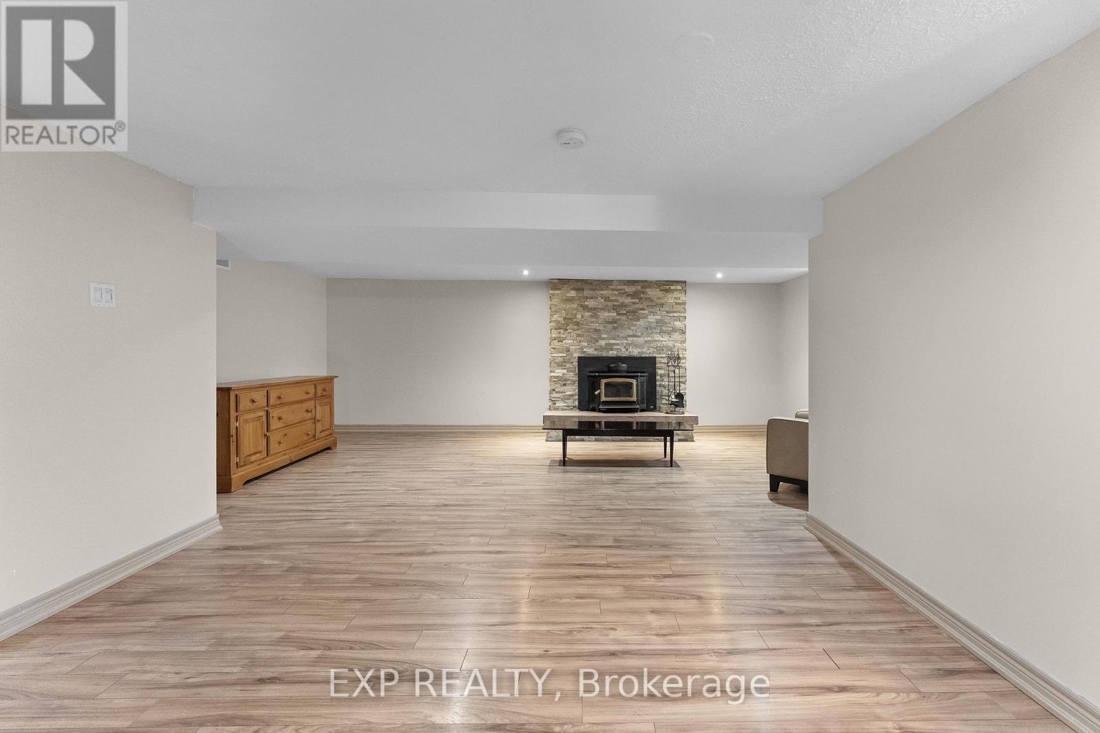 7260 Casey Street, Niagara Falls, Ontario  L2J 3R3 - Photo 26 - X12952438