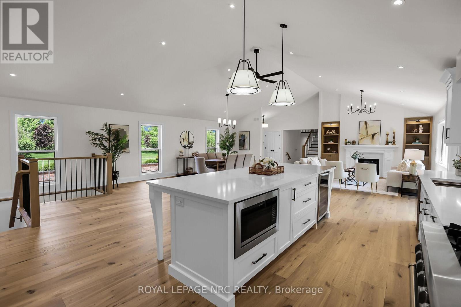 2021 Victoria Avenue, Pelham, Ontario  L0S 1C0 - Photo 16 - X12952556